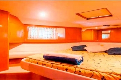 Yacht-Rentals-in-cancun-frenesia-48-pies-10