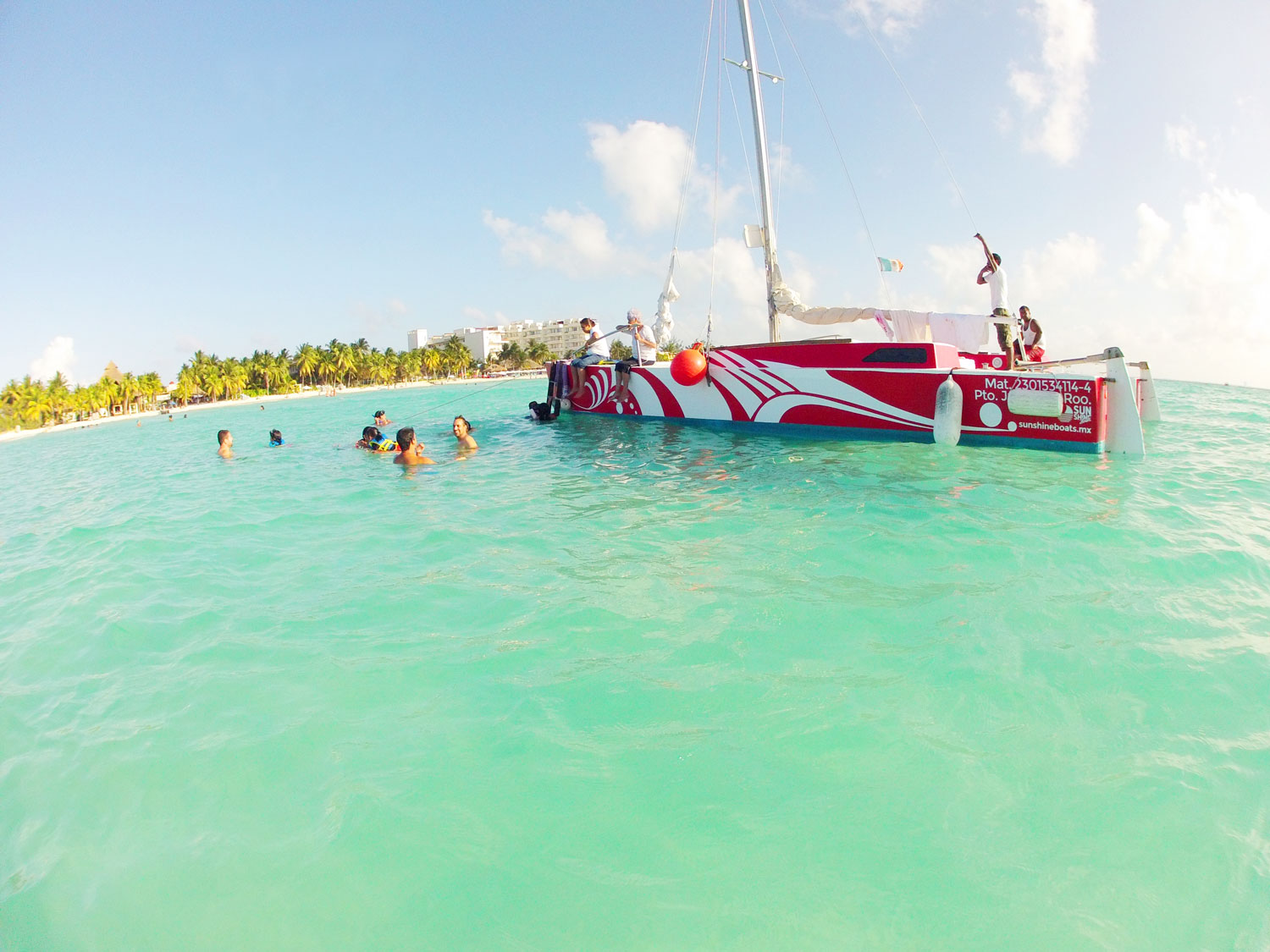 Low Price Catamaran Charter in cancun
