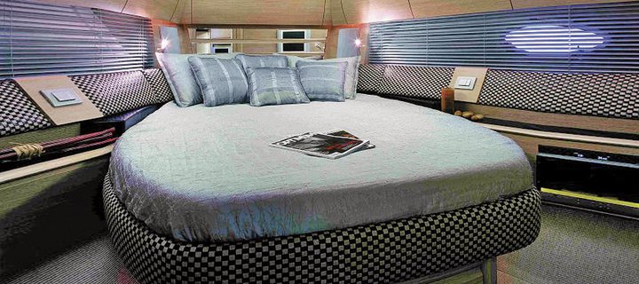 Atlantis 55′ Yacht Rental in Cancun