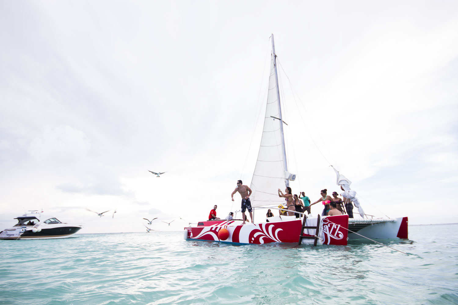 Low Price Catamaran Charter in cancun