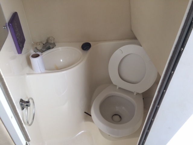 WellCraft 28 feet Cheap boat rental
