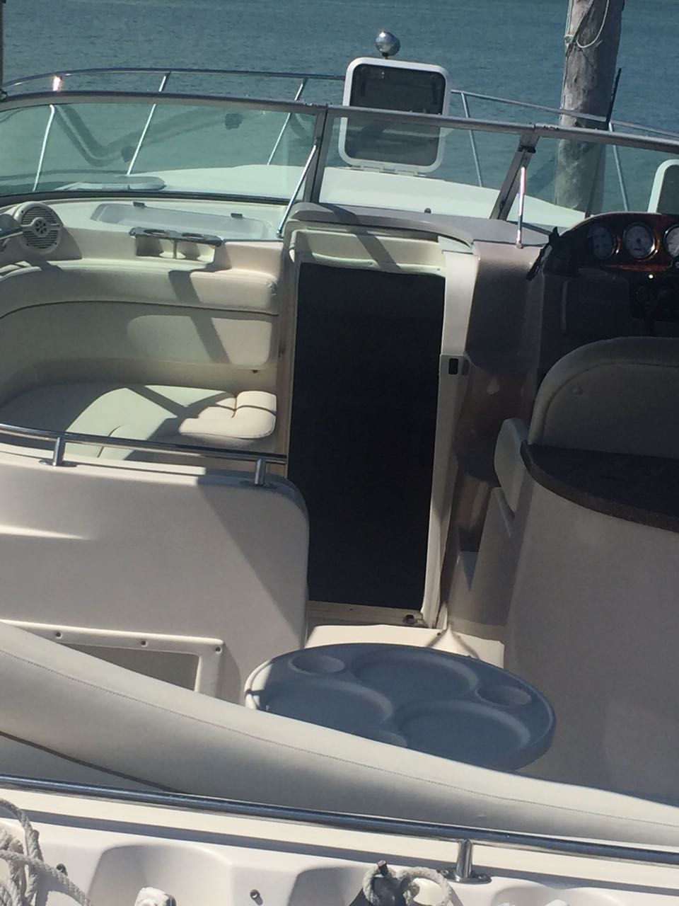 RENTA DE YATES EN CANCUN SEA RAY 24 5
