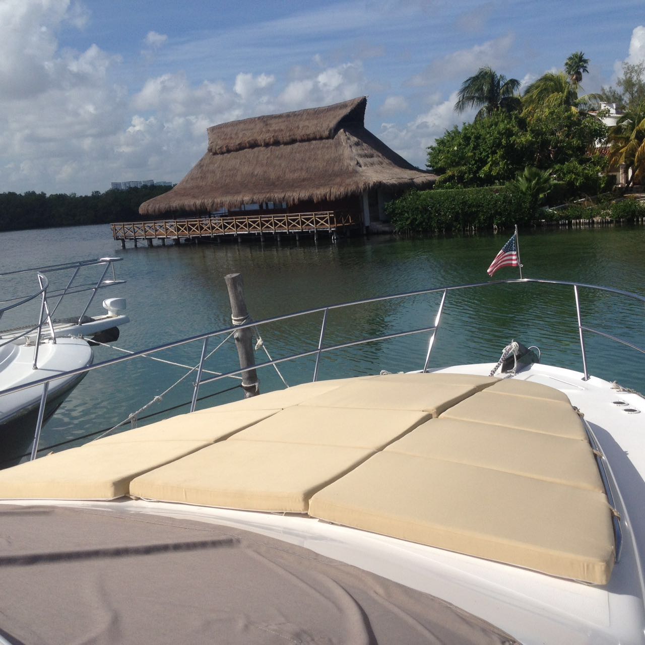 RENTA DE YATES EN CANCUN SEA RAY 48 PIES 3