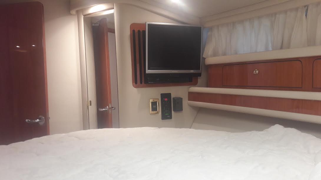 RENTA DE YATES EN CANCUN SEA RAY SEDAN BRIGE 18