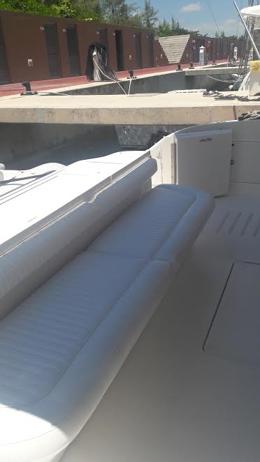 RENTA DE YATES EN CANCUN SEA RAY SEDAN BRIGE 6