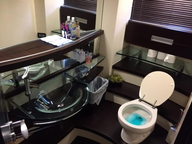 YACHT RENTAL IN CANCUN AZIMUT 68 S LUXURY SERVICE 15