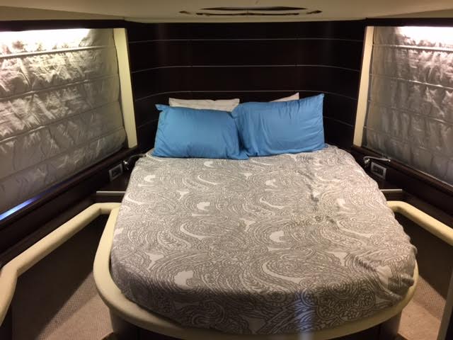 YACHT RENTAL IN CANCUN AZIMUT 68 S LUXURY SERVICE 19