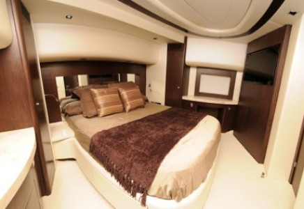 Azimut 85 yacht rental cancun 4