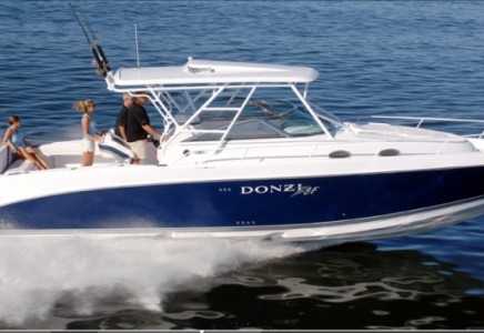 Donzi 38 boat rental cancun 1