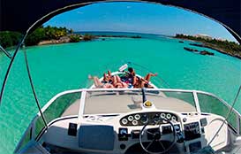 4-hours-private-charter-riviera-maya Yacht-Charters-Cancun- Sea-Ray-40-pies-Puerto-Aventuras-Private-Charter-4-Hours-In-Ha-Turtle-Snorkel-Tour-luxury-charter-chef-private