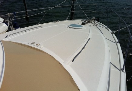 Meridian 46 yacht rental cancun 7