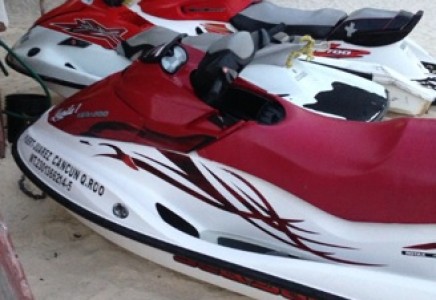 Waverunner rental cancun 1