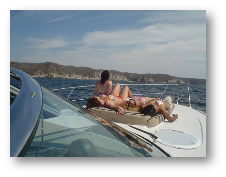Yates Riviera Maya Chris Craft Crowne 34 9