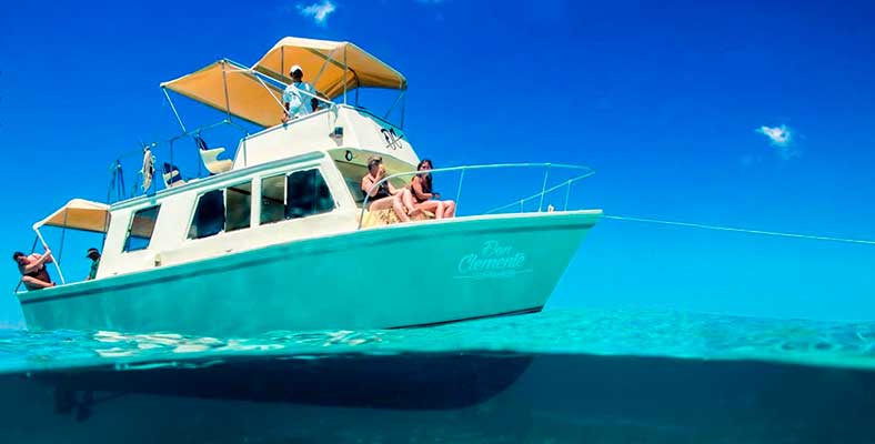 RENTA DE YATES DE LUJO EN COZUMEL DON CLEMENTE 1