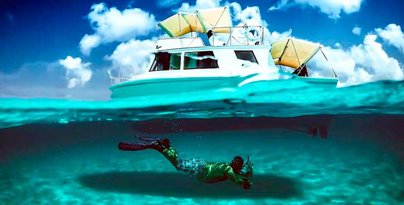 RENTA DE YATES DE LUJO EN COZUMEL DON CLEMENTE 14