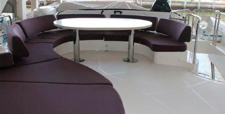 RENTA DE YATES EN CANCUN AZIMUT 75 PIES 3