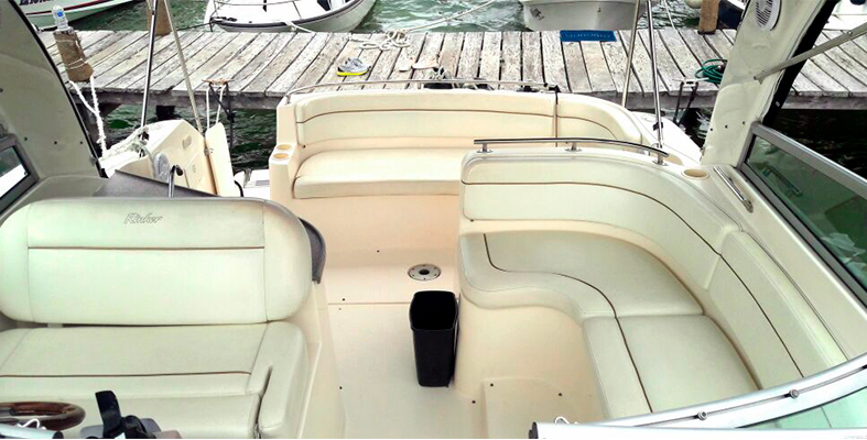 RENTA DE YATES EN CANCUN RINKER 33 PIES 4