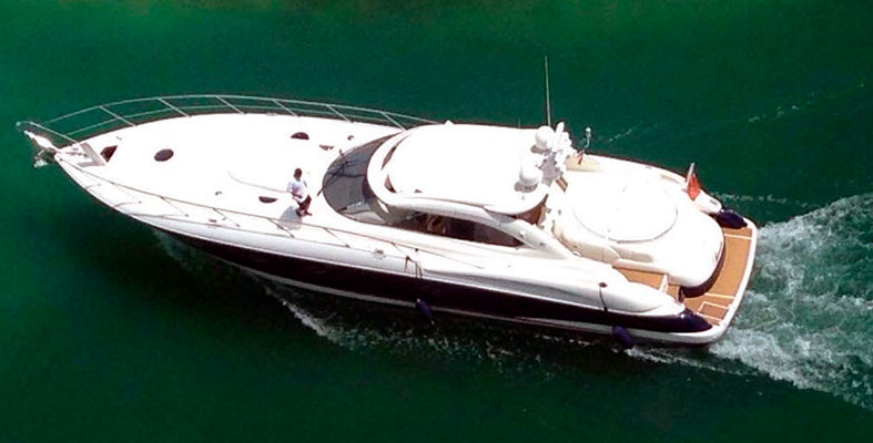 Renta de yates en Cancun Sunseeker 60 pies 10